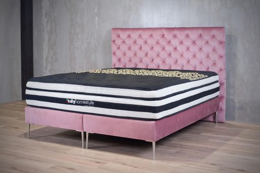 Manželská posteľ Chesterfield